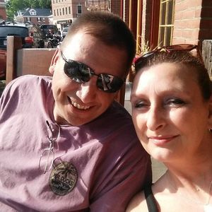 Meet your Posher, Dee